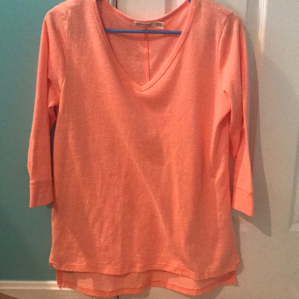 3/4 sleeved v neck